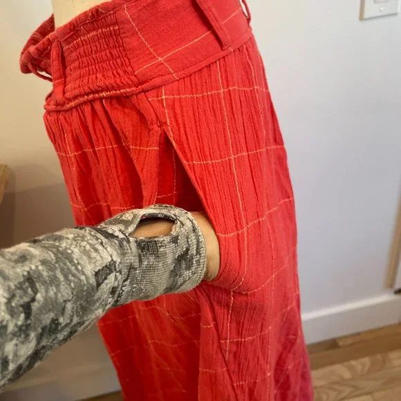 046 Free People Lunar Cove Wide-Leg Pants in Red Combo Size Medium - Picture 8 of 8